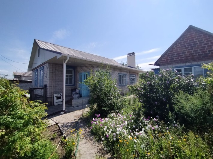 Продається гарний будинок в Садках. - фото 1