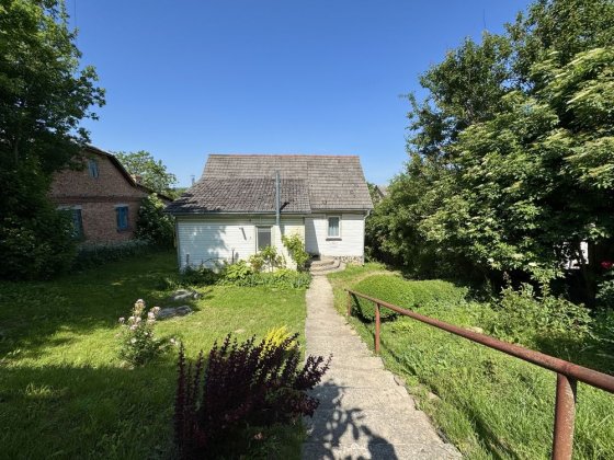 Продам будинок з ремонтом, Обарів (5 хв до міста), центр, газове опал. Обарів