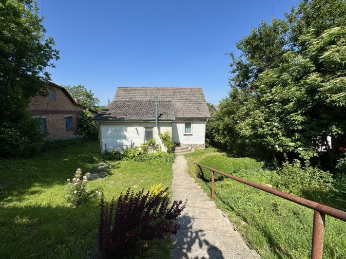 Продам будинок з ремонтом, Обарів (5 хв до міста), центр, газове опал. - фото 1