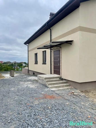 Продаж / Дуплекс / Перший, Обарів - фото 1