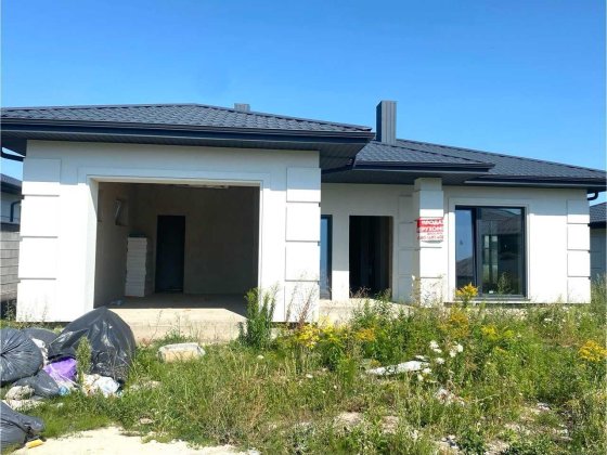 Будинок в престижному районі з гаражем Бармаки Бармаки