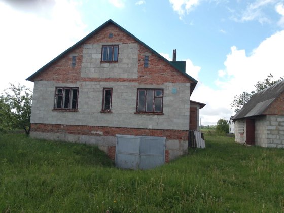 Будинок незавершений. Клевань