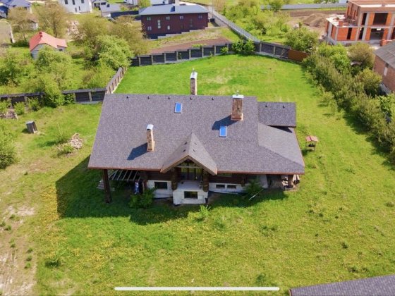 Продам будинок зі зруба у пригороді Тернополя с.Байківці Байковцы