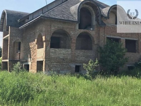 Продаж 3-поверхового будинку у с. Байківці Байковцы