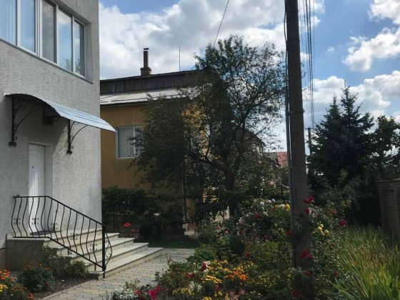 Продається великий будинок в с. Гаї Шевченківські Гаи-Шевченковские