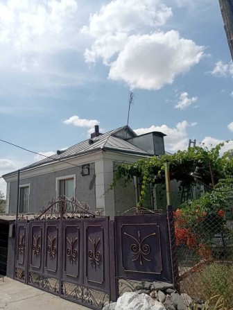 Продається гарний будинок зі зручностями в районі Пожежної частини. - фото 1