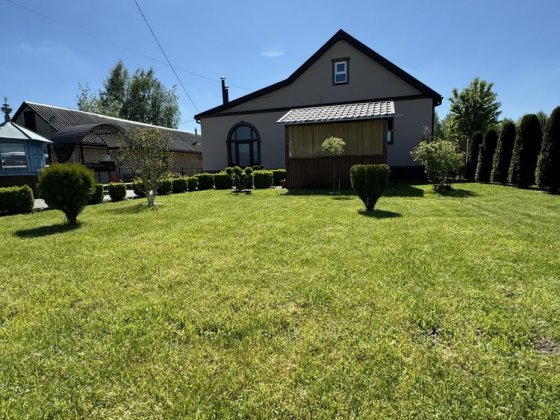 Продам цегляний утеплений будинок  100м2  на дділянці 19соток Полонное