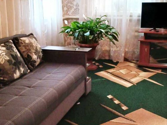 Продається будинок в м. Чигирин в р-ні церкви. 35000 у.о. Чигирин