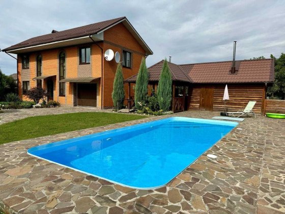 Продається будинок з басейном, укриттям та тепловим насосом! Бровари