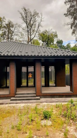 Буча Будинок цегляний тераса в оточенні лісу, розтермінування. - фото 1