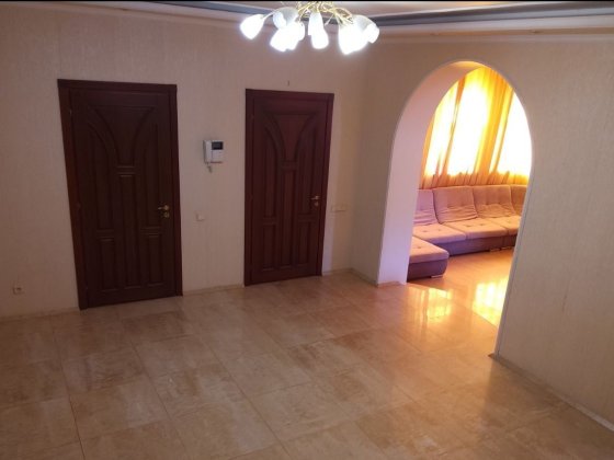 Терміновий продаж будинку 380м2 Кременчук