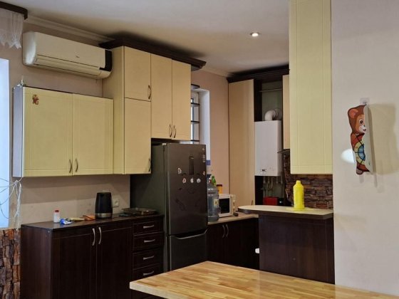 Будинок в центрі міста!!!