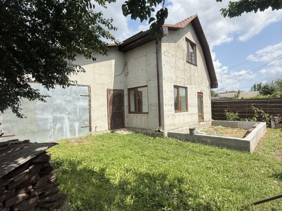 Продажа будинку з частковим ремонтом під чистову Буча