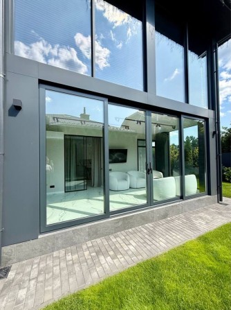 Продаж БУДИНКУ з дуже гарним РЕМОНТОМ в закритому котеджному містечку - фото 1
