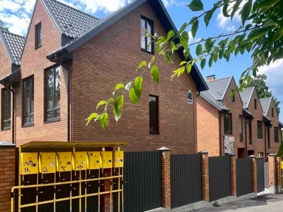 Таунхаус м.Ірпінь, 3 поверхи, від забудовника РОЗТЕРМІНУВАНЯ Ирпень