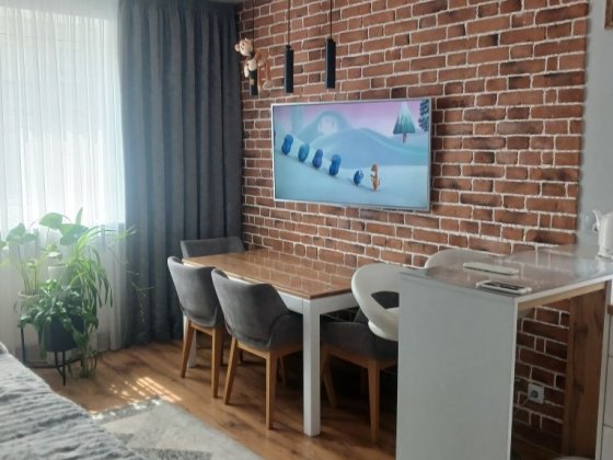 Унікальний напівособняк поблизу центру міста Івано-Франківськ