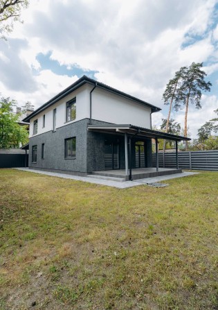 Продаж будинку 150 м² з чистовим оздобленням на 5 сотках. Газ - фото 1