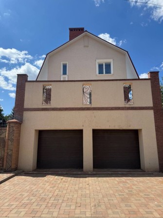 Триповерховий будинок з БАСЕЙНОМ, екологічно чистий Покровський район - фото 1