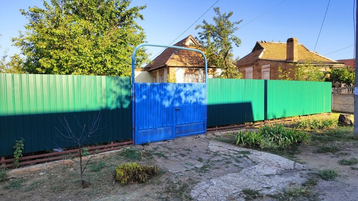 Продаю дом вместе с землей - фото 1