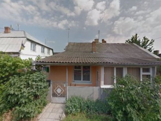 Продам цегляний будинок у місті Луцьк по вулиці Кутузова , біля Атлант Луцьк