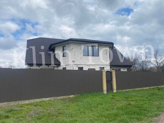 Продається новобудова по вул. Сонячній