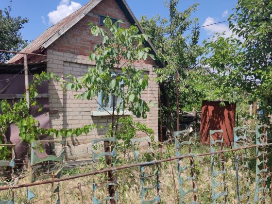 Продається дачна ділянка з будинком Кривий Ріг
