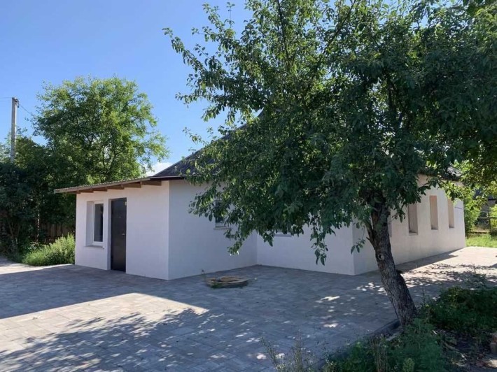 Продається будинок 65 м² з гаражем та ремонтом - фото 1