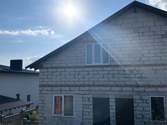 Терміновий продаж котеджу в місті Рівне, район Червоних Гір Рівне