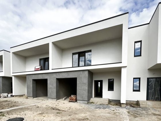 ПРОДАЖ! АКЦІЙНА ЦІНА! Котеджі в р-н Газовика, Ровно