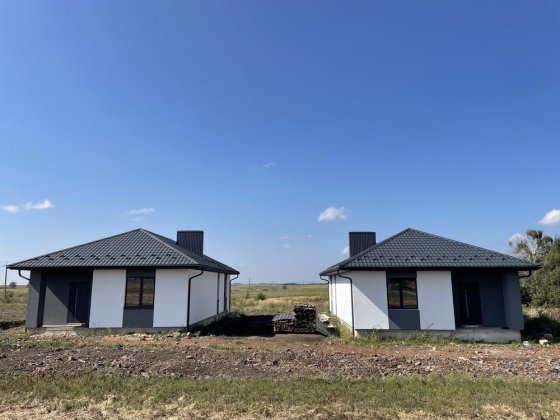 Стильний Будинок з Комунікаціями за Супер Ціною Рівне