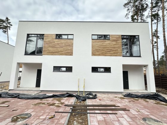 Дуплекс в лісовій  Бучі Буча