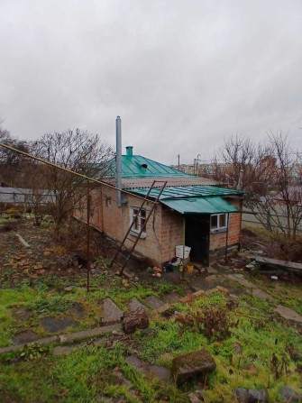 Продам два будинка на З/д 17 соток Район Левада ву. Південна 89 - фото 1