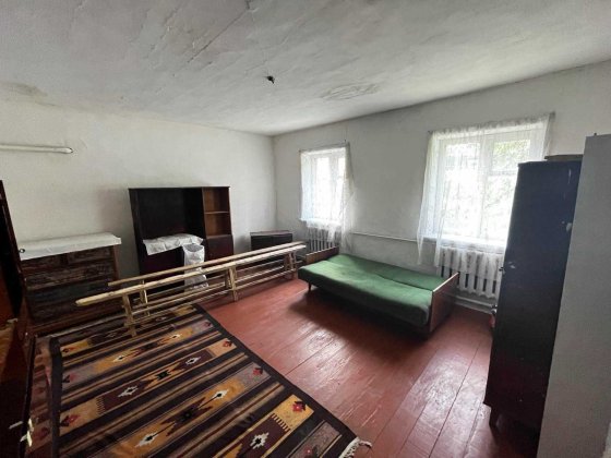 Продаж  ½ будинку  Передмістя Полтави  17000у.о. Полтава