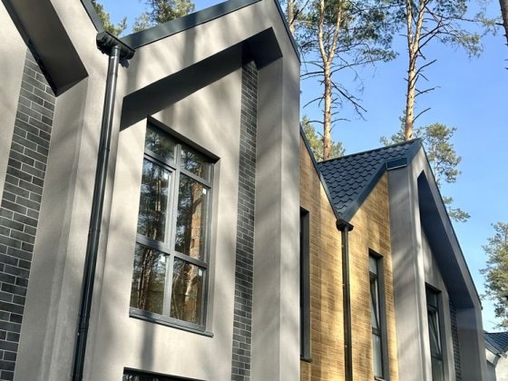 Таунхаус в Лісовій Бучі з ділянкою 2 сотки ! Мінімальне оформлення Ірпінь