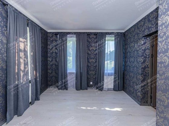 Будинок в центральній частині міста. Полтава