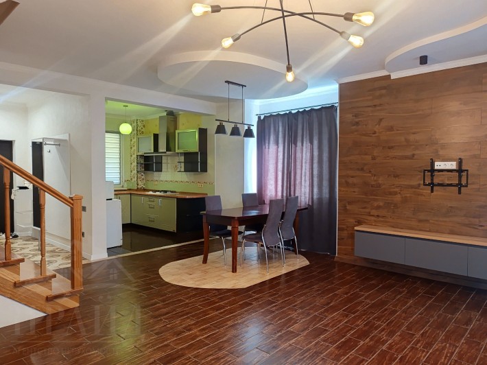 Продам частину будинку на початку Роменської - фото 1