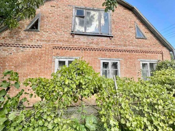 У продажу цегляний будинок Полтава