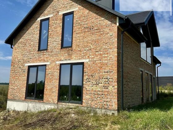 Продаж 2 поверхового будинку і ділянкою 6 сот. в Кутківцях Тернопіль