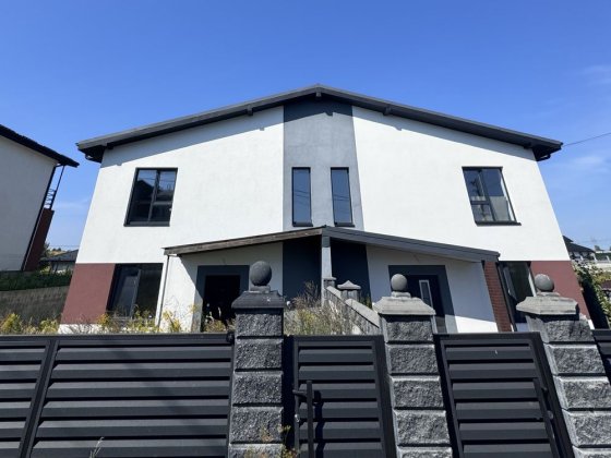 Продаж котеджу масив Київський Рівне