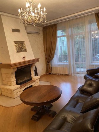 Продаж-Таунхас вул.Гончарова 230м 2( район Бартки ) - фото 1