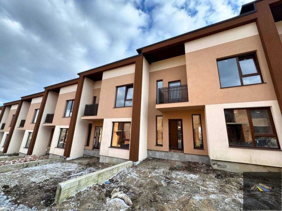 Таунхаус,  Кварц Черновцы