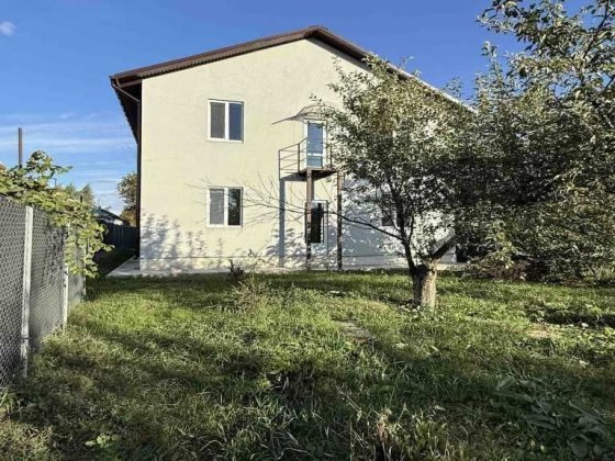 Будинок у центрі Полтави. вул. С. Петлюри. 180 м² .6 кімнат .КОД 44239 Полтава