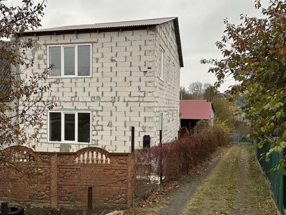 Приватний будинок в районі 1-ї міської лікарні Полтава