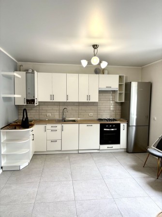 Продаж 1/2 будинку - фото 1