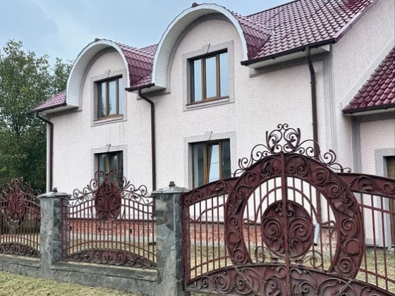 Продам будинок в Садгорі Черновцы