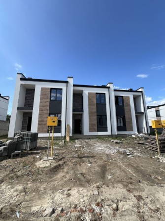 Продаж котеджа з газом та міськими комунікаціями без комісії - фото 1