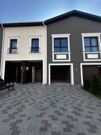 Продаж таунхаус біля Епіцентру - фото 1