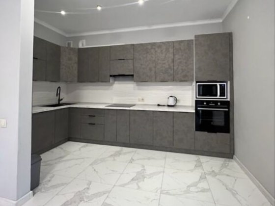 Продається гарний таунхаус на 4 сотках землі Ужгород