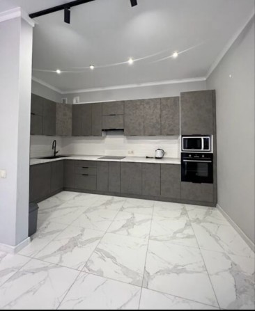 Продається гарний таунхаус на 4 сотках землі - фото 1