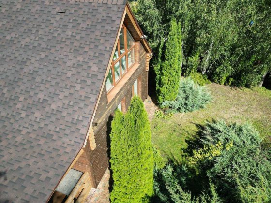 Продаж сучасного будинку в мальовничому місці Чернигов